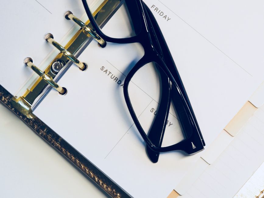 Agenda ouvert sur la page du week-end