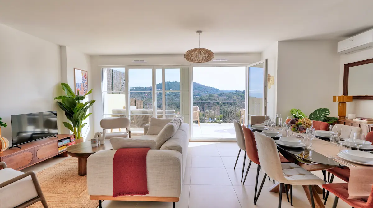 Maison La Garde-Freinet - Airbnb Provence Chic