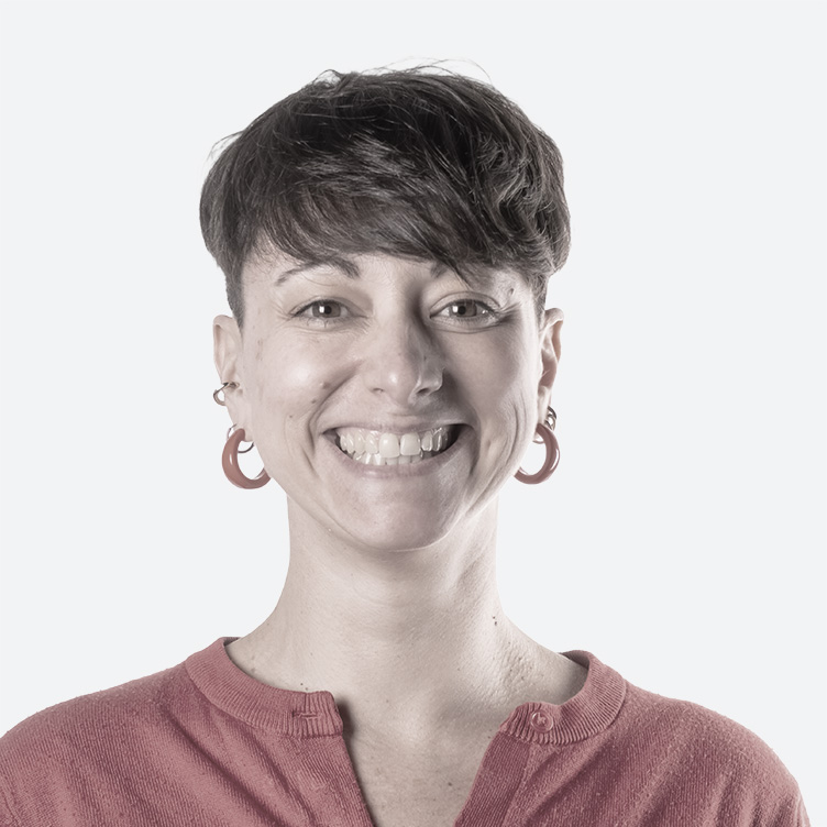 Aline Medina Designer Estratégica Sénior.
