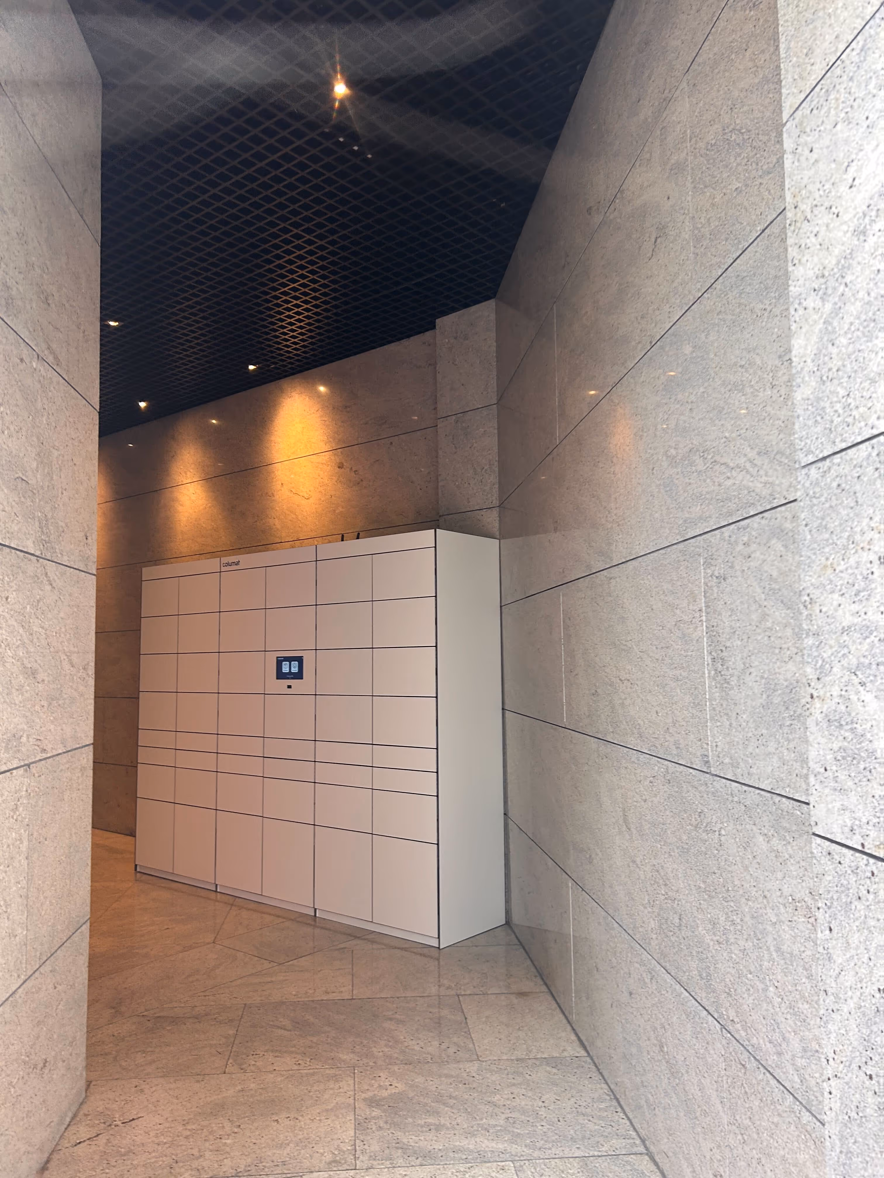 Smart Lockers de Columat en las oficinas de Johnson & Johnson