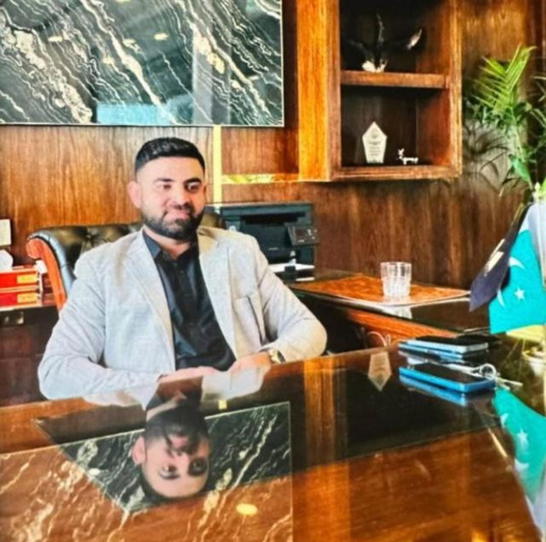 [headshot] image of a customer (for a personal coach & consultant)