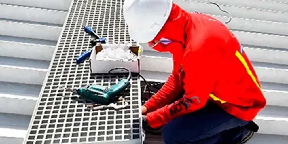 Expert Commercial Roof Installation in Spring