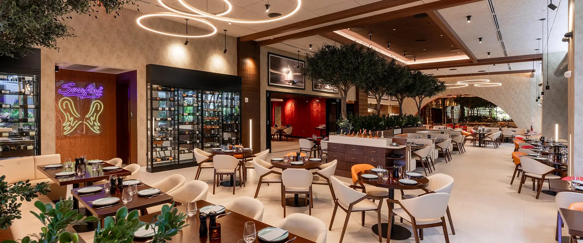 The interior dining area of the Serafina restaurant located in Downtown Miami. 