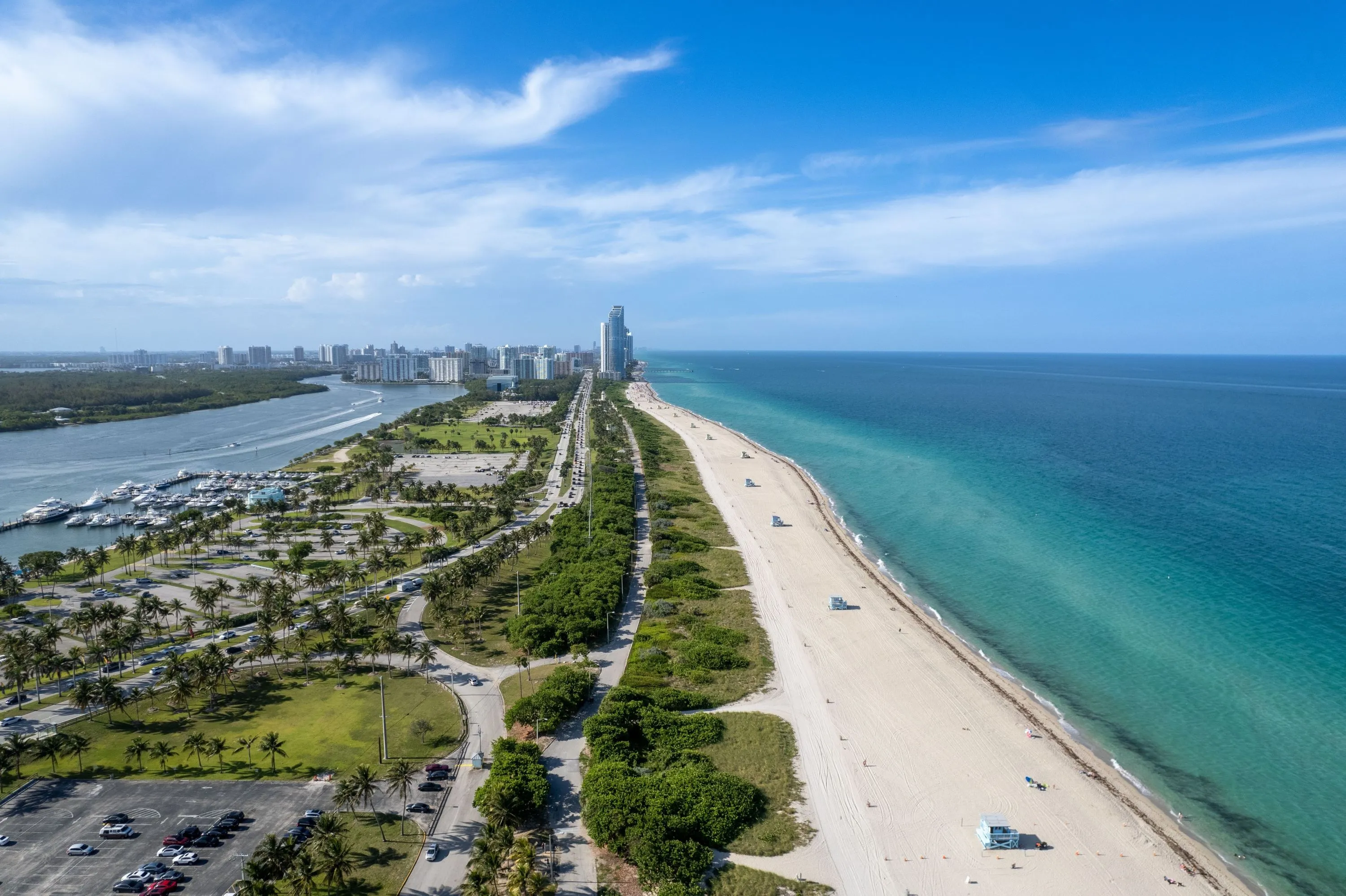 Beach shoreline view near Aventura, Miami