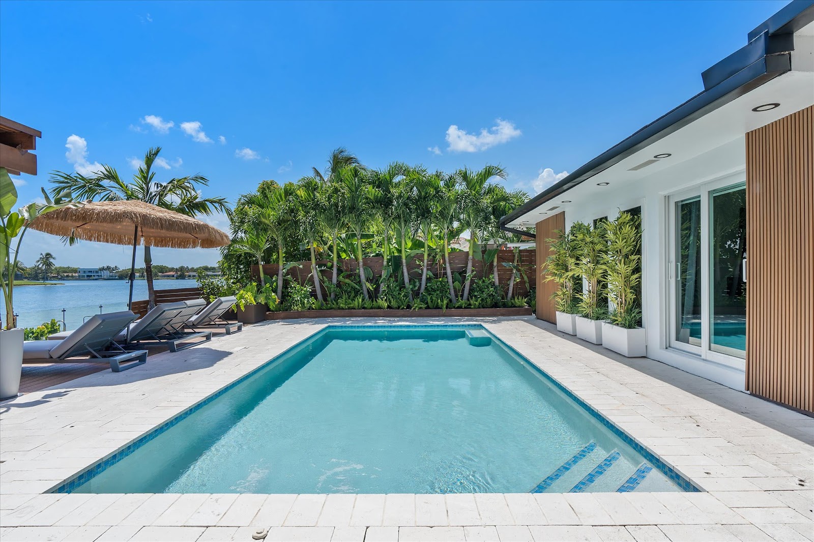 The Aquarium Villa