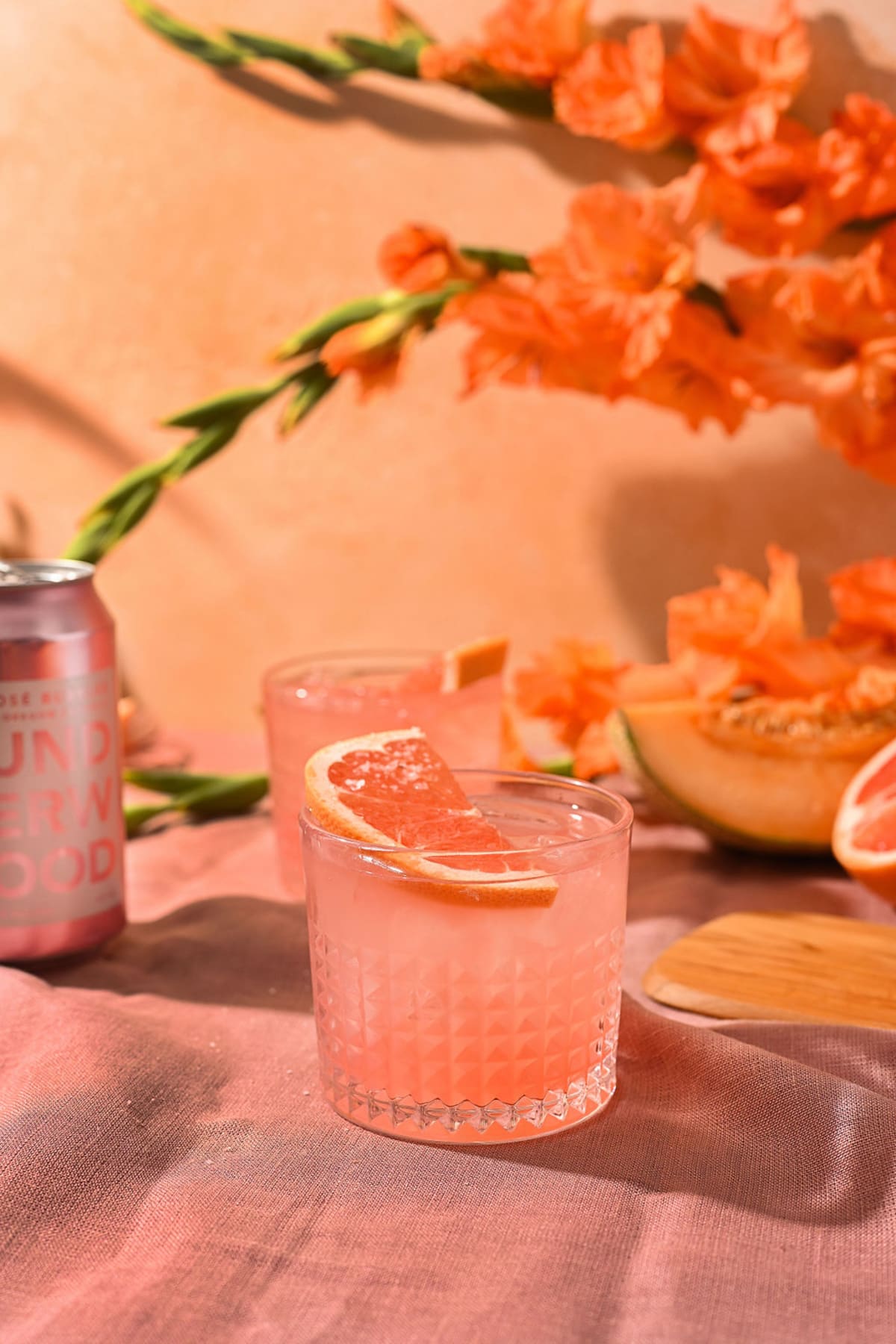 Underwood Rosé Bubbles Paloma