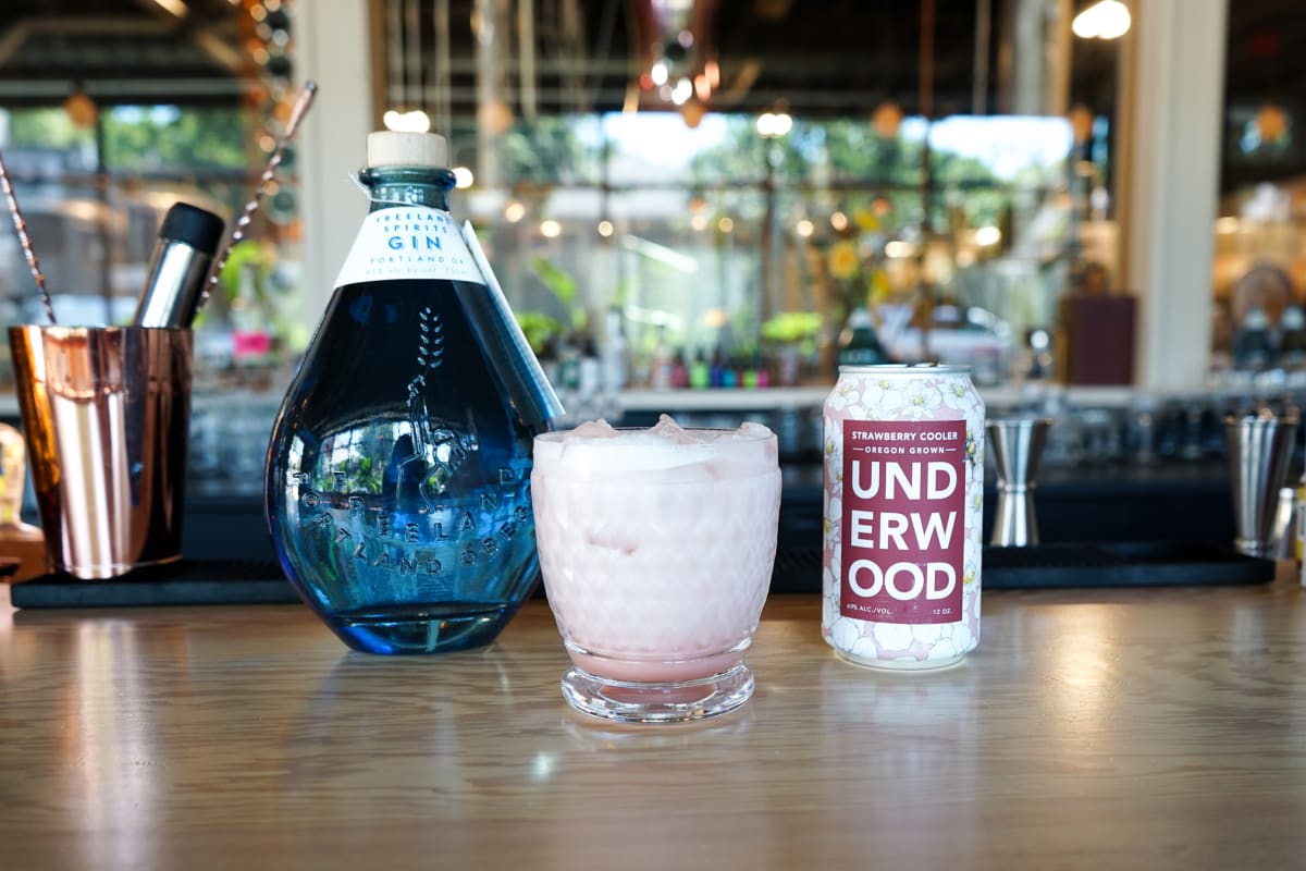 Underwood Strawberry Cooler