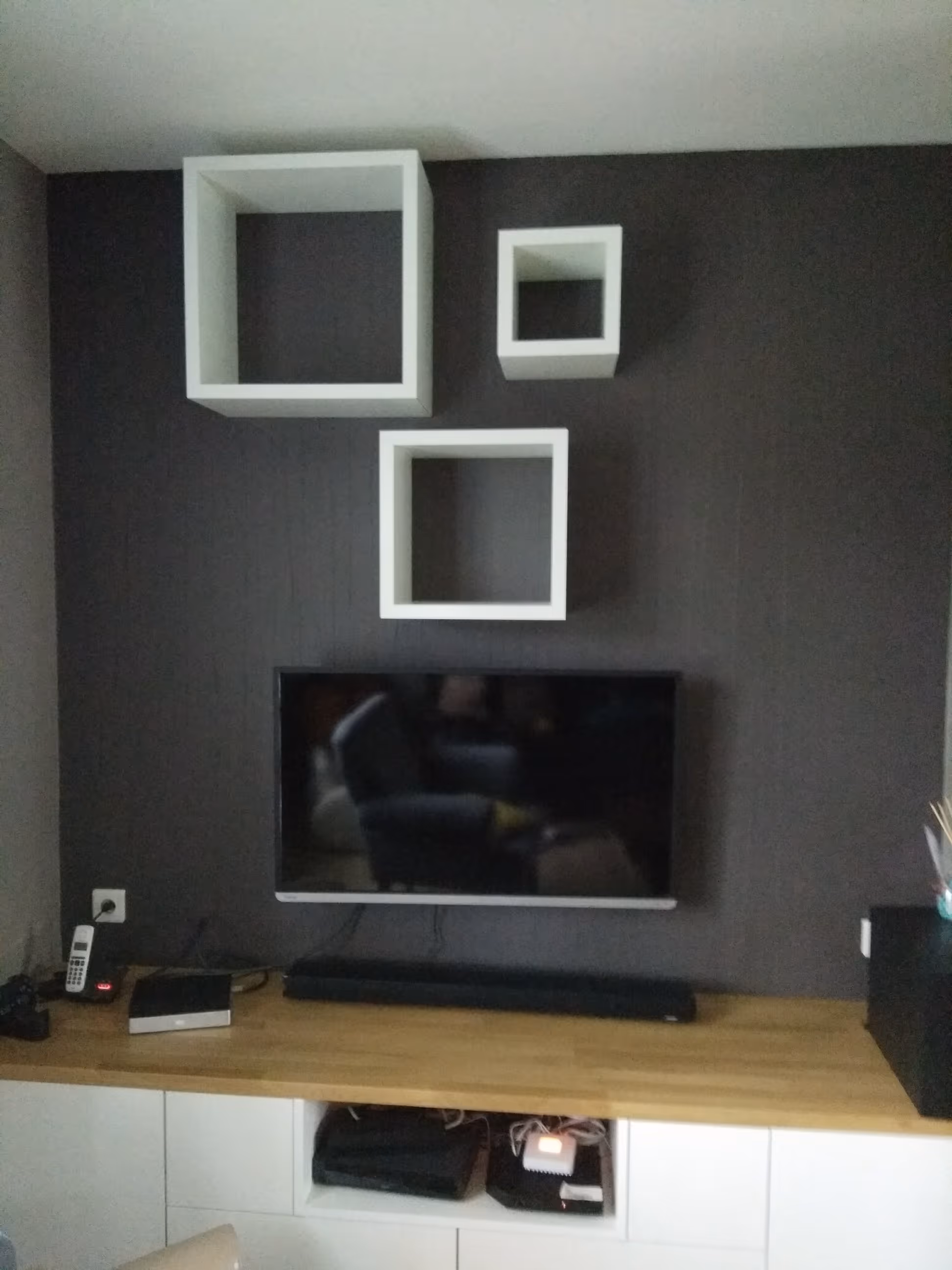 décoration mural gris posé 