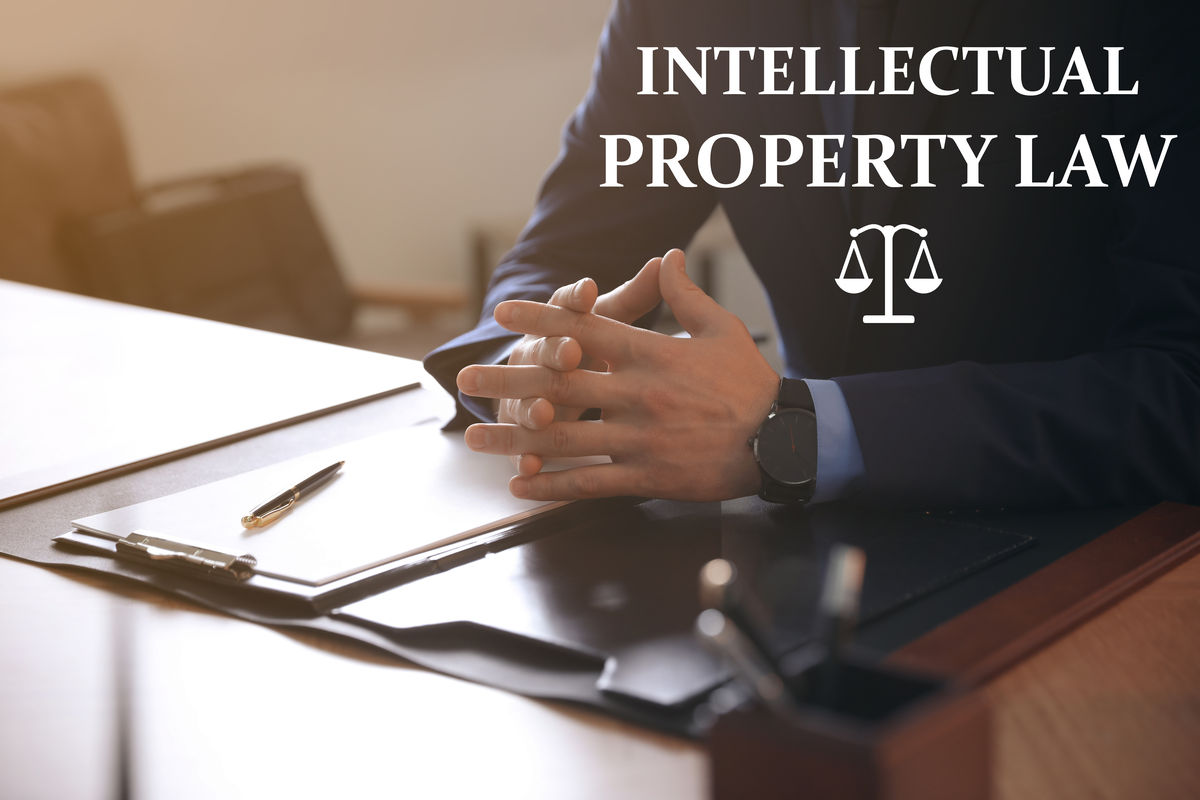 patent lawyer cost
