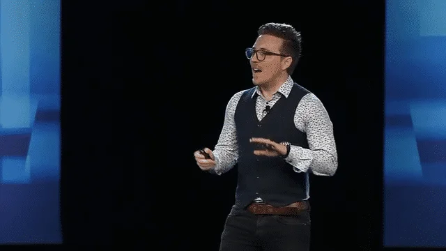 Shane Snow speaks at leadership offsite