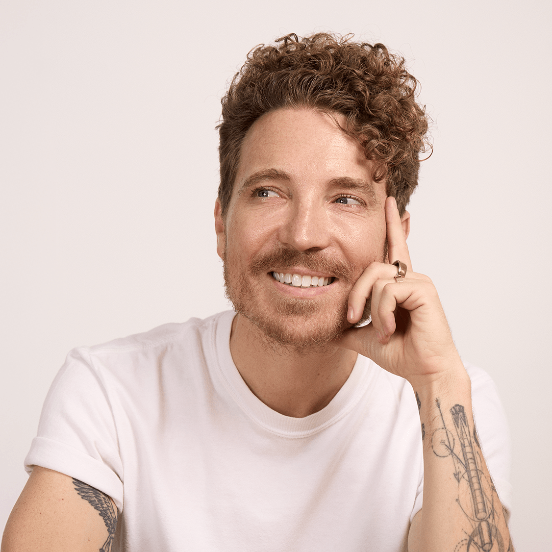 Shane Snow headshot