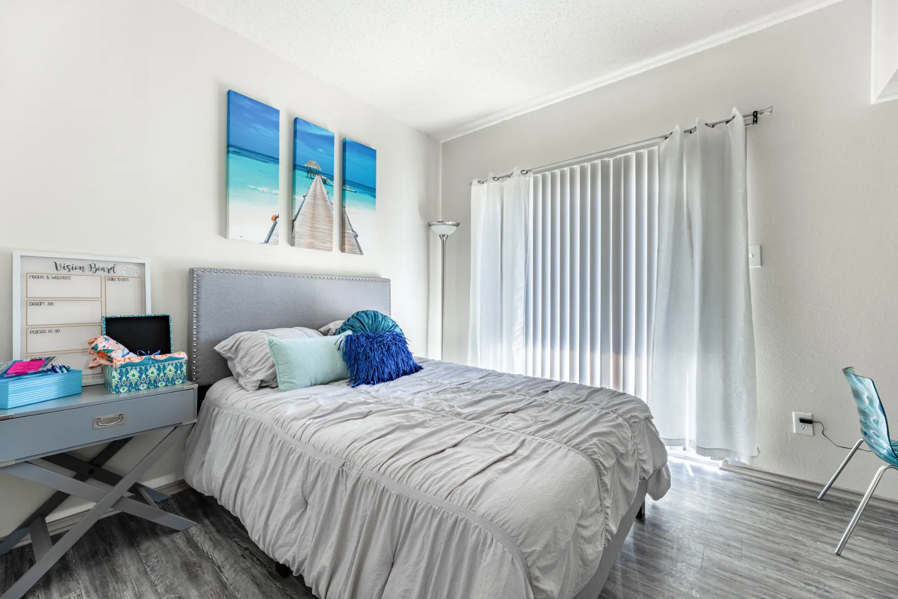 bedroom with bed and desk