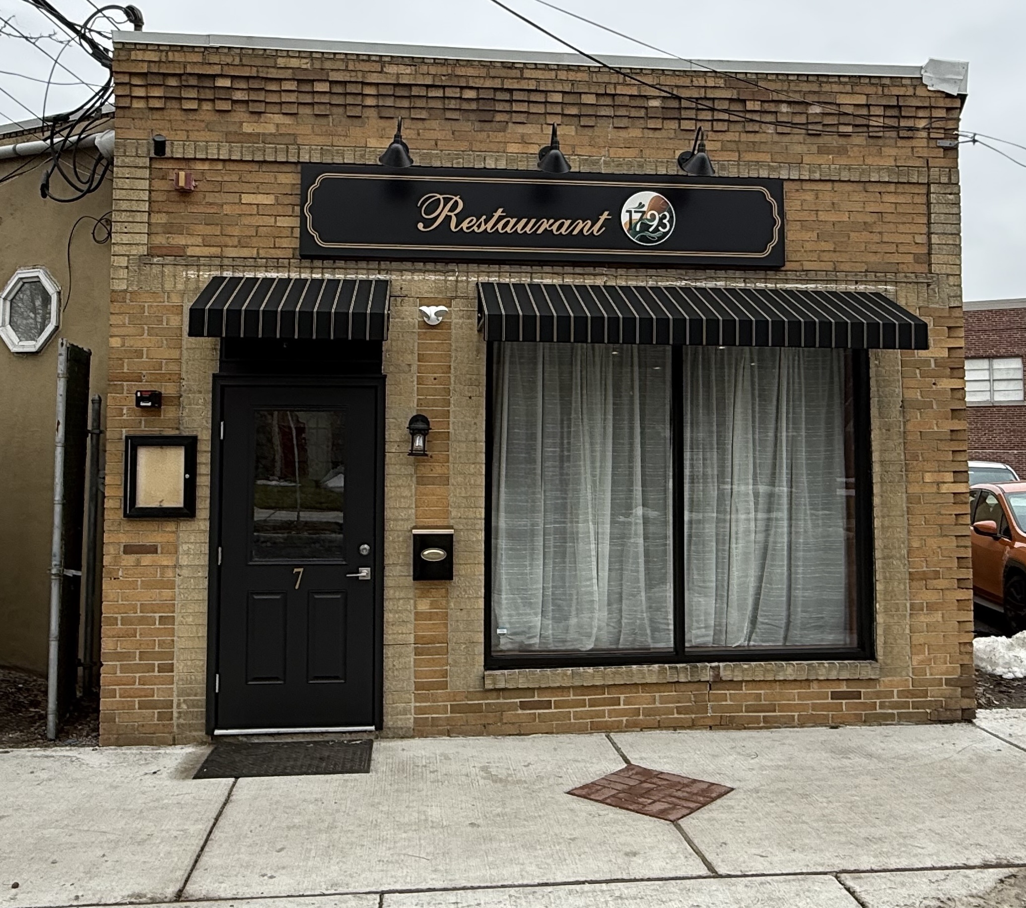 Front of a restaurant building
