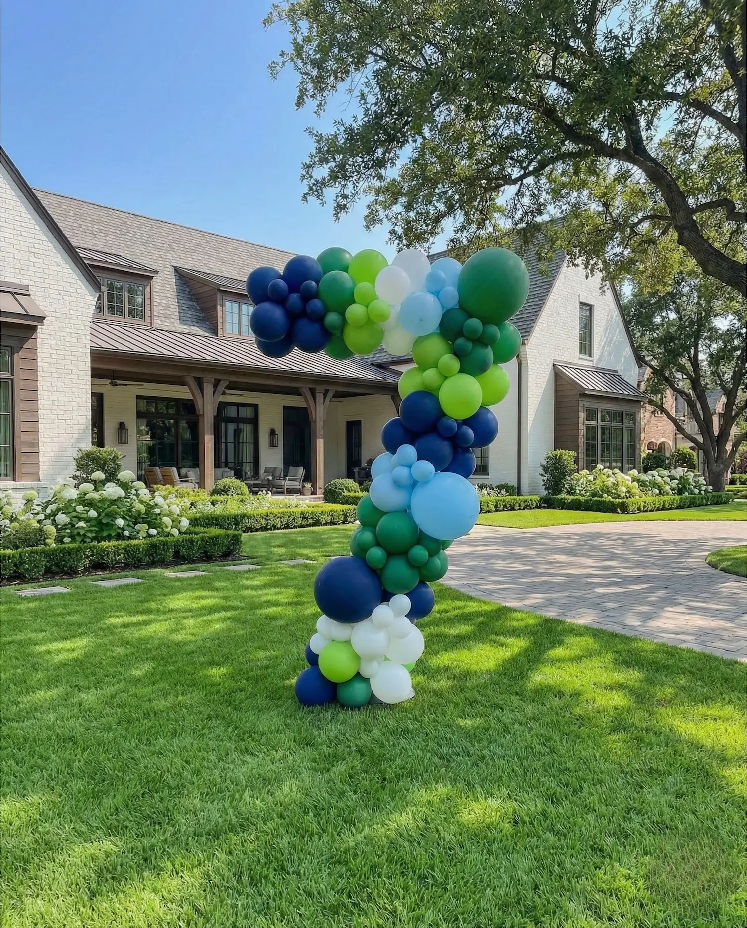 jumbo yard balloons in Frisco Dallas