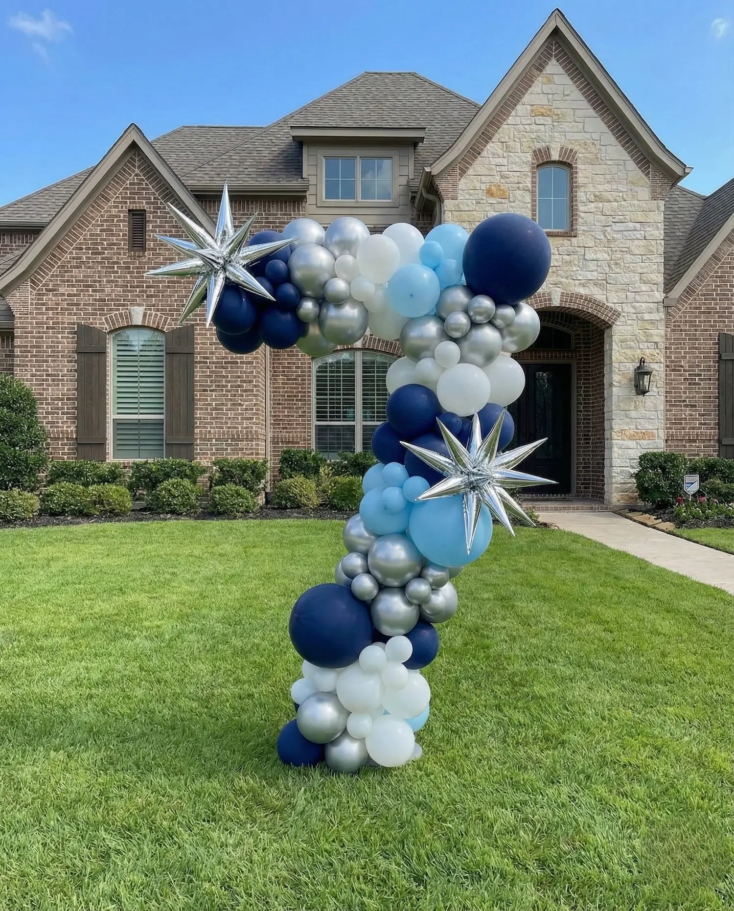 jumbo yard balloons in Highland Park Dallas