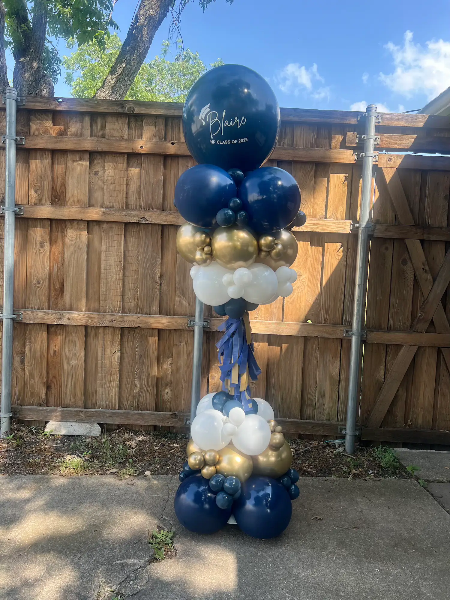 Birthday balloon towers columns in Dallas