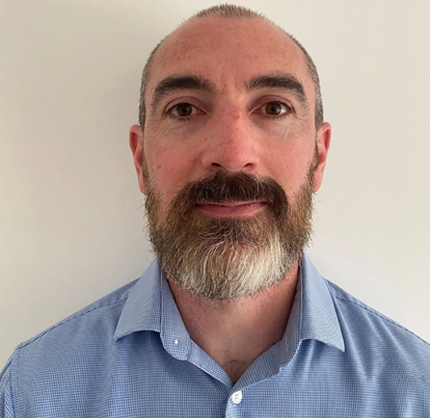 Qualified audiologist offering hearing tests and hearing aid services at Eyetech Opticians