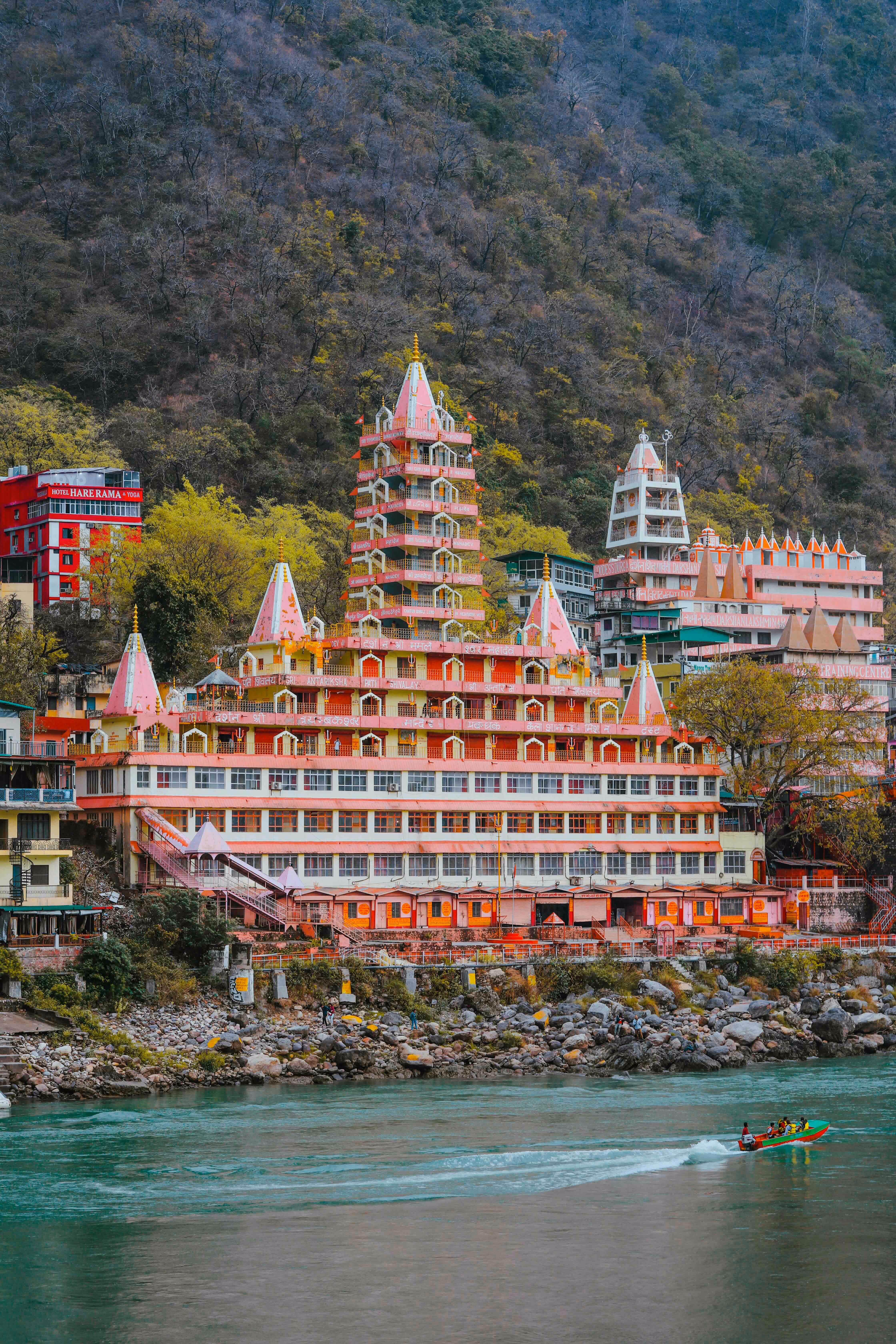 image of a guided tour group