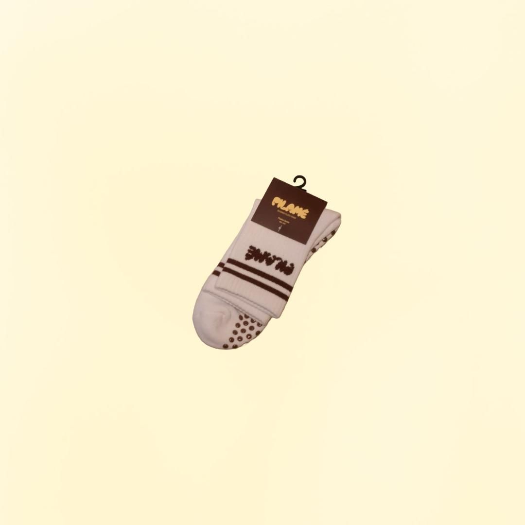 PILAMÉ Grip Socks White