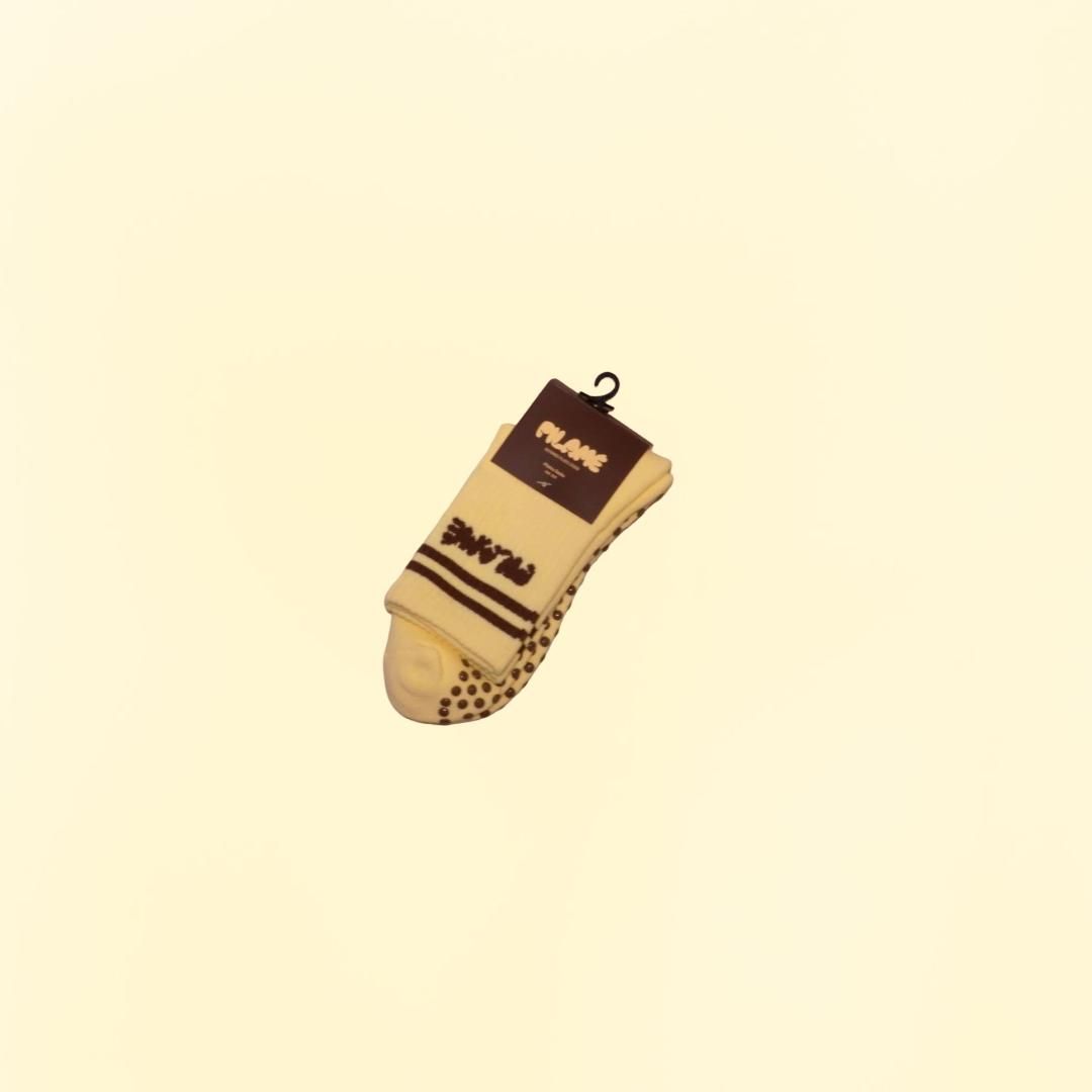 PILAMÉ Grip Socks Butter Yellow