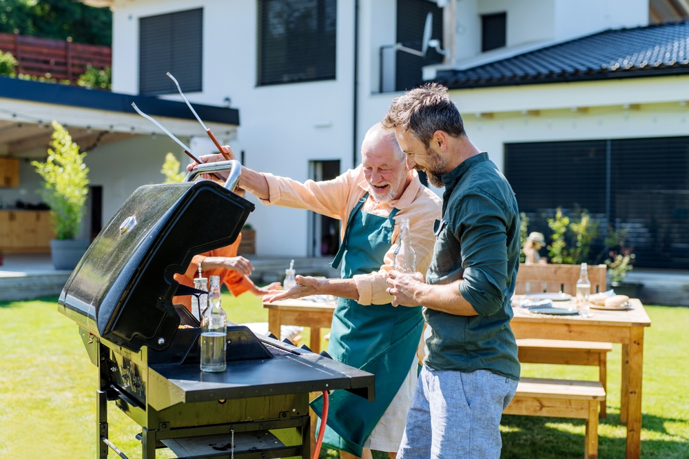 Boosting Your Hearing During Summer Barbecues and Family Gatherings