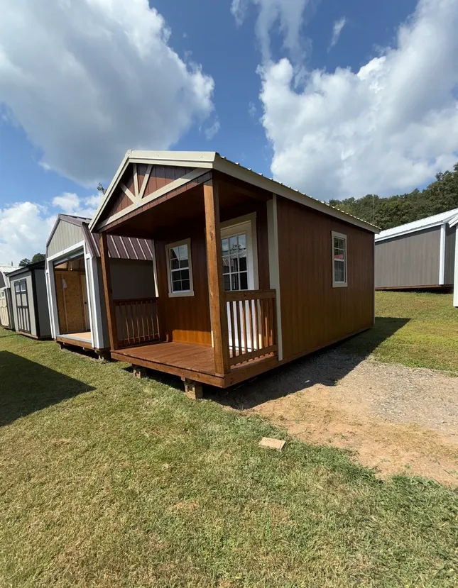 CABIN 10 x 20