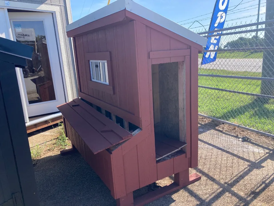 CLASSIC CHICKEN COOP 4 x 6
