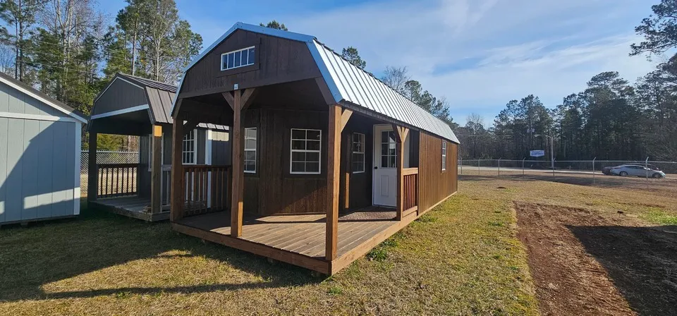 DELUXE LOFTED BARN CABIN 12 x 32