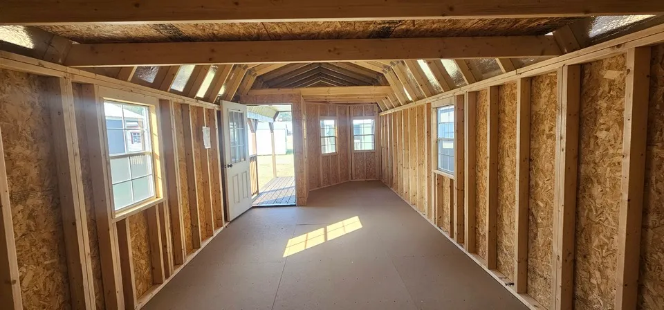 DELUXE LOFTED BARN CABIN 12 x 32