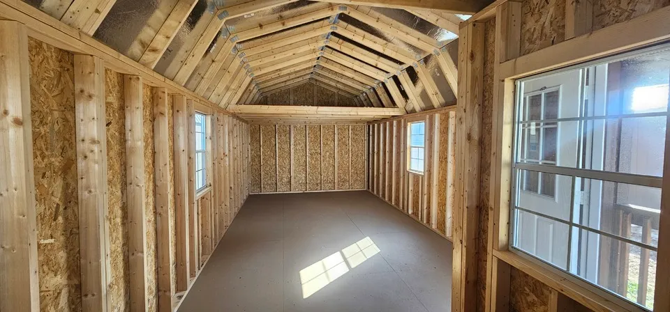 DELUXE LOFTED BARN CABIN 12 x 32