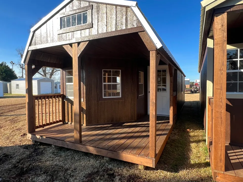 DELUXE LOFTED BARN CABIN 12 x 32