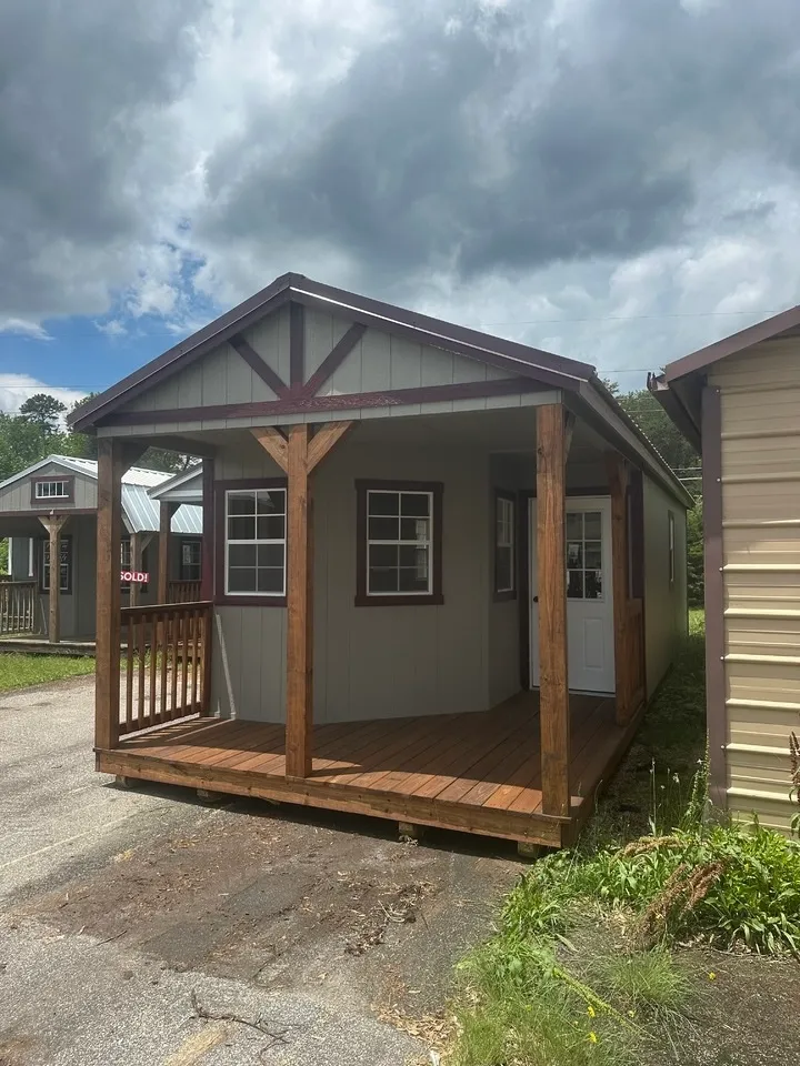 DELUXE CABIN 12 x 36