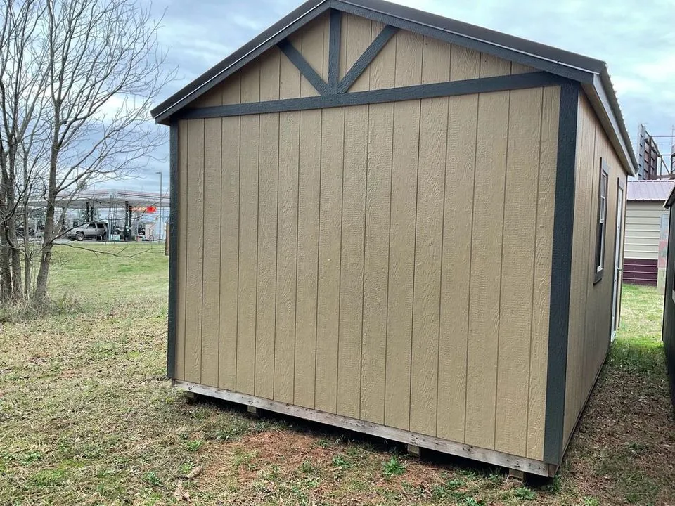 GARAGE 12 x 20