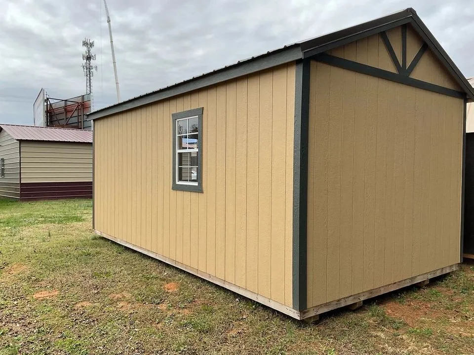 GARAGE 12 x 20