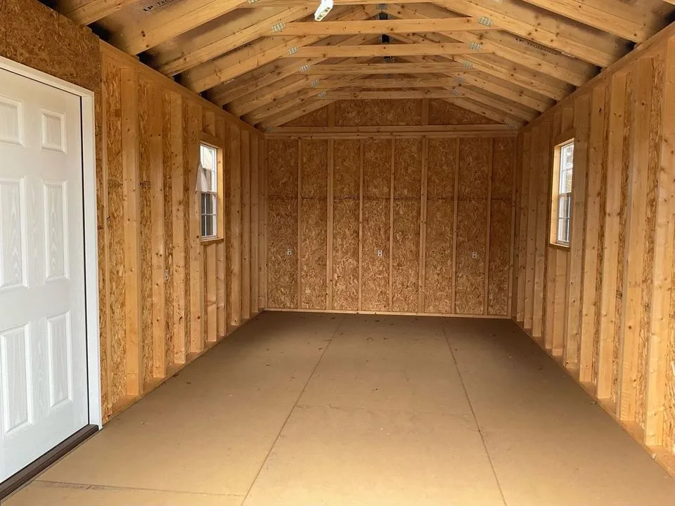 GARAGE 12 x 20