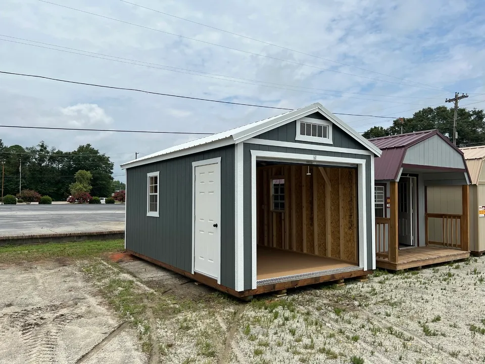 GARAGE 12 x 20