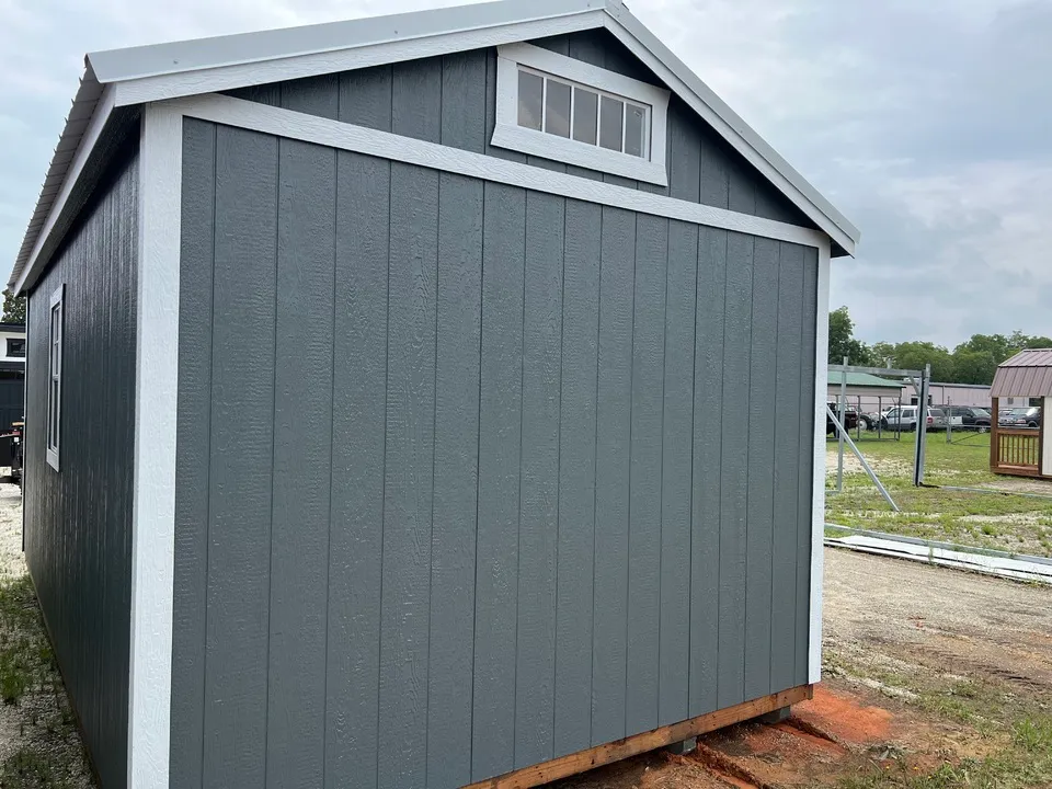 GARAGE 12 x 20