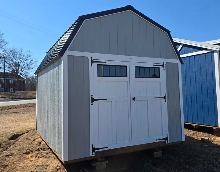 LOFTED BARN 10 x 12