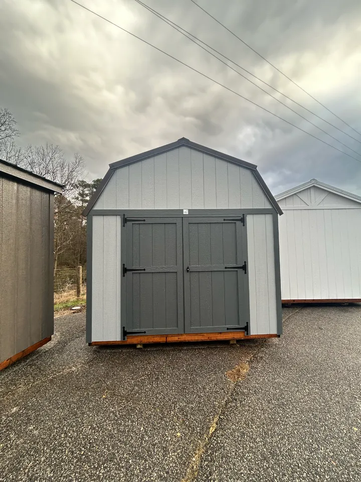 LOFTED BARN 10 x 12