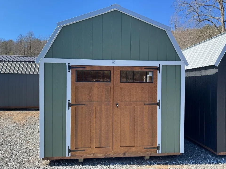LOFTED BARN 10 x 16