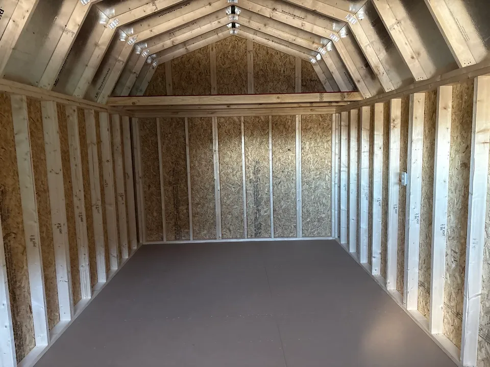 LOFTED BARN 10 x 20