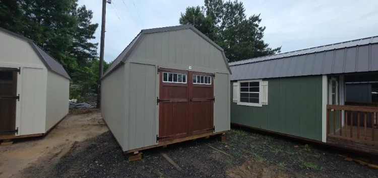 LOFTED BARN 12 x 20