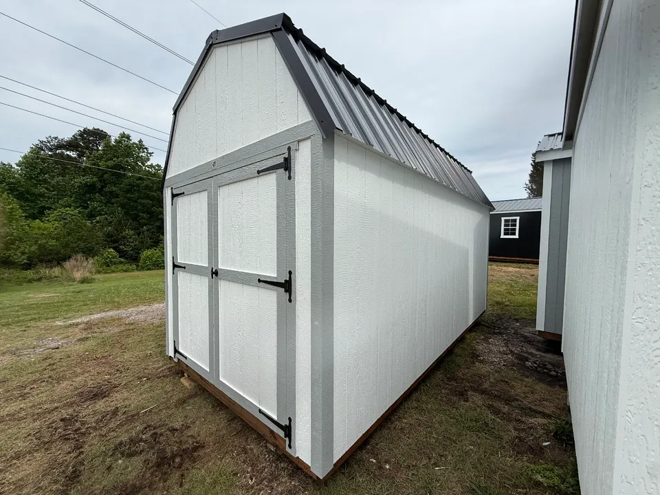 LOFTED BARN 8 x 16
