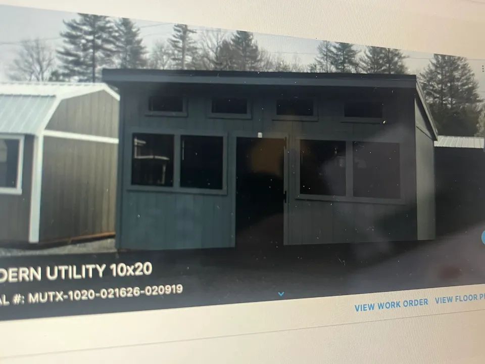 MODERN UTILITY 10 x 20