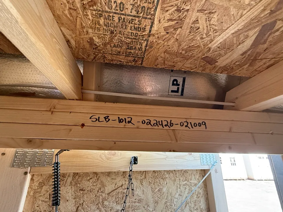 SIDE LOFTED BARN 10 x 12