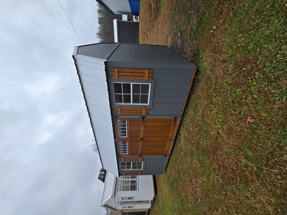 SIDE LOFTED BARN 10 x 16