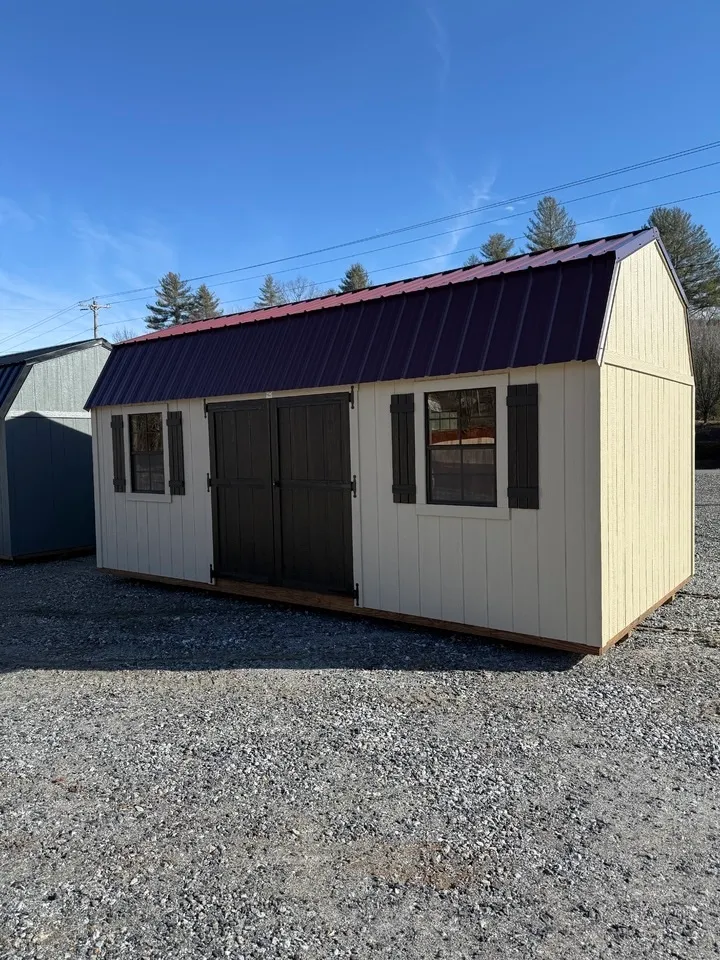 SIDE LOFTED BARN 10 x 20