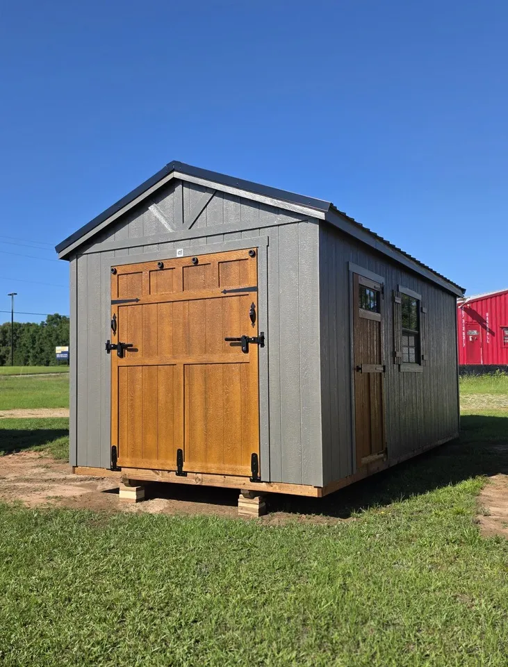 UTILITY 10 x 20