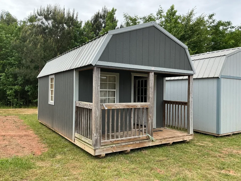 LOFTED BARN CABIN 12x20