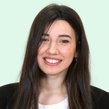 Alina Dragos, asesora fiscal experta de TaxDown